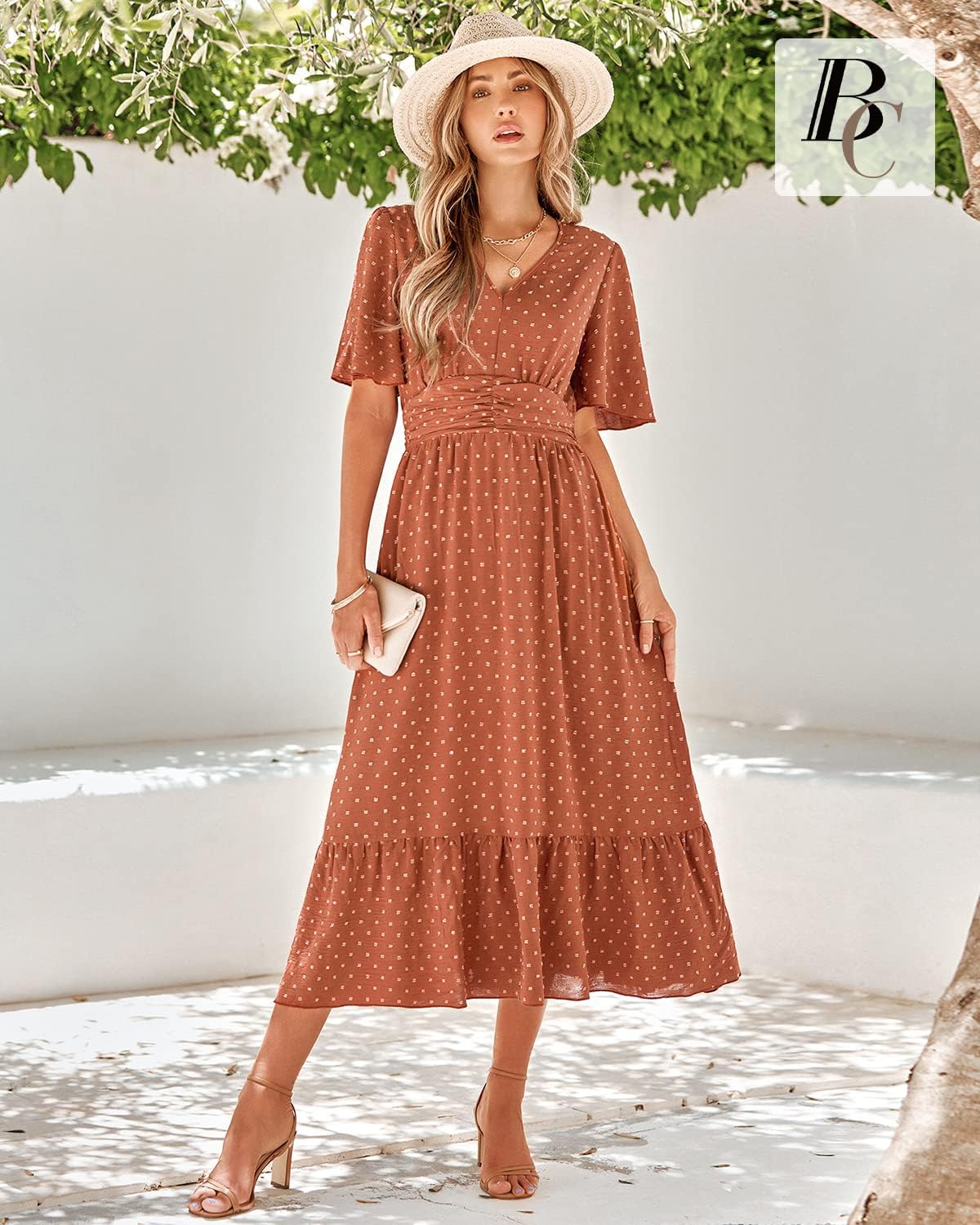 Camilla Robe Maxi Bohème pour Femme – Robe Élégante Swiss Dot avec Col en V