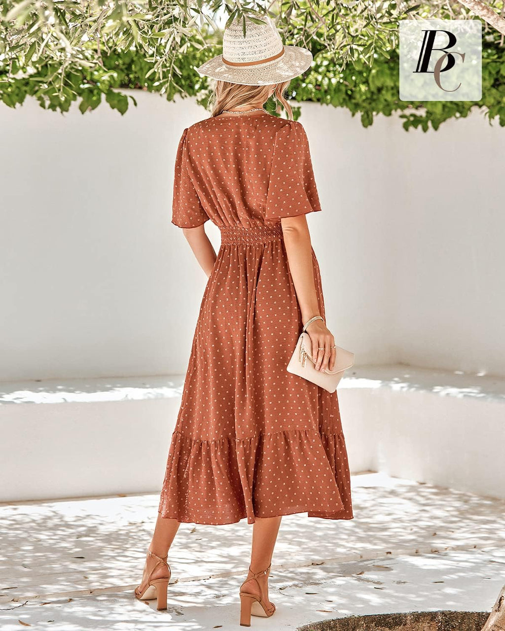 Camilla Robe Maxi Bohème pour Femme – Robe Élégante Swiss Dot avec Col en V