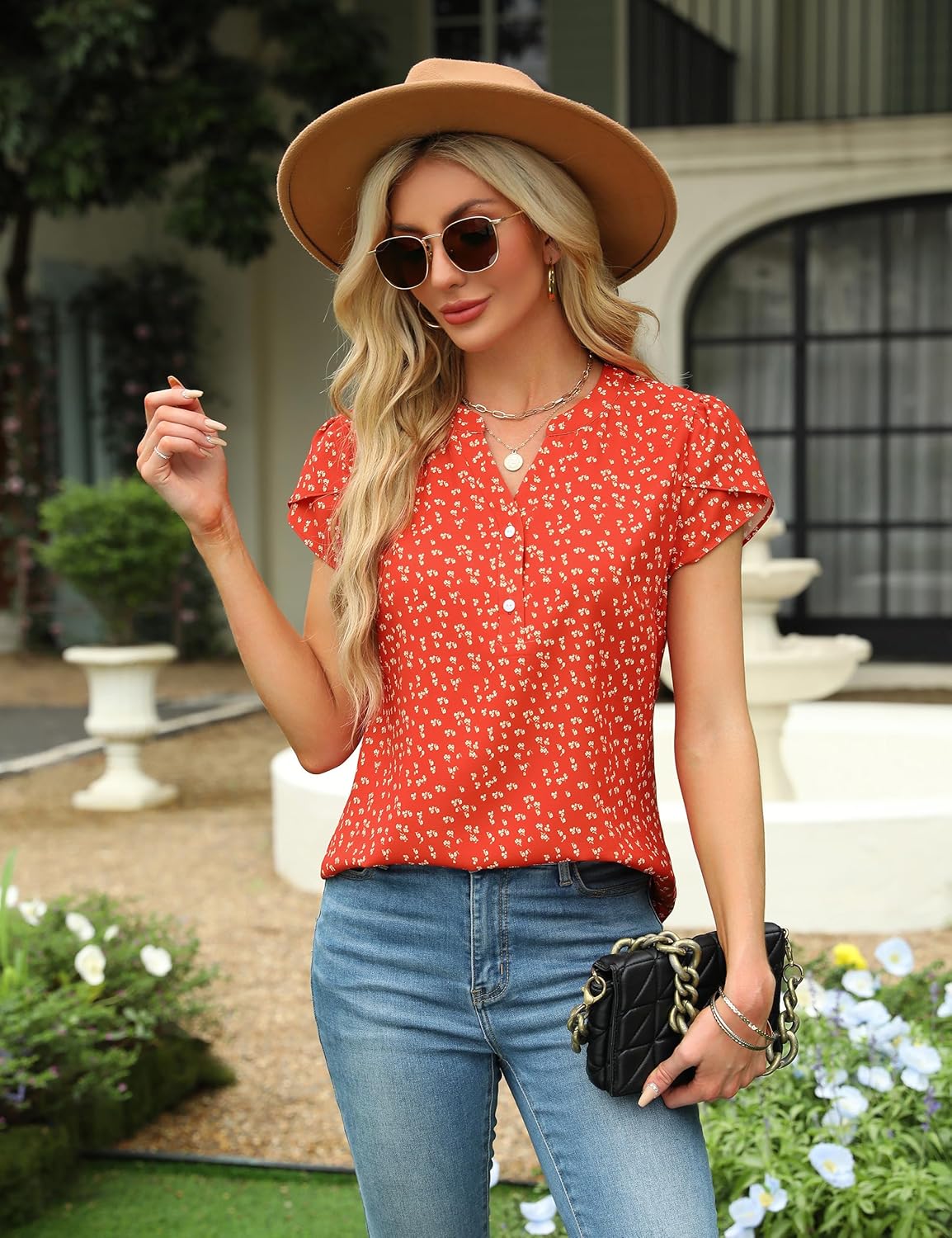 Beatrice Blouse Femme Élégante – Col en V, Boutons, Manches Courtes, Chic Décontracté