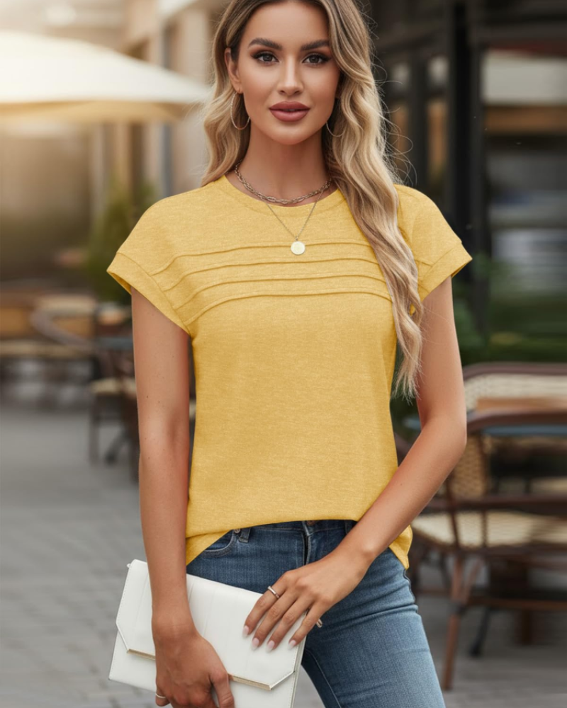 Nora T-Shirt Damen – Top mit Rundhalsausschnitt, dekorativen Falten und kurzen Ärmeln