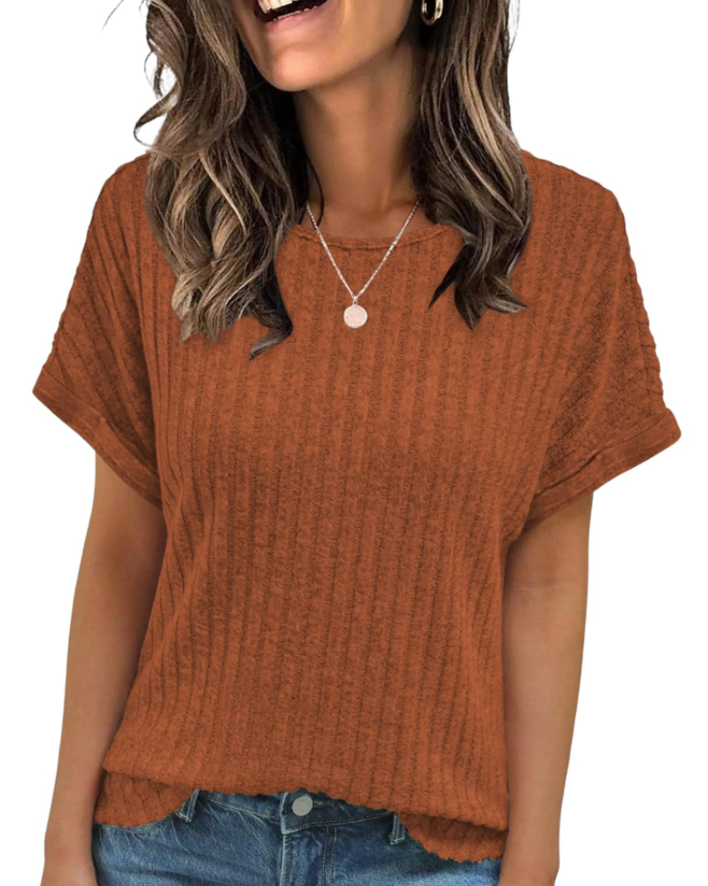 Camiseta Clara para mujer – Top acanalado con cuello redondo, mangas cortas y ajuste versátil