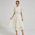 Bianca Robe Femme Midi Brodée – Col Montant, Ligne A Élégante avec Dentelle