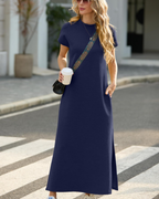 Robe longue pour femme Maya – Col montant, fente latérale, poches et tissu respirant