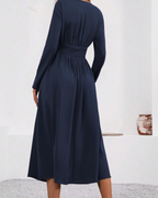Hazel Robe Femme – Robe Maxi avec Col en V Croisé, Manches Chauve-Souris et Taille Plissée