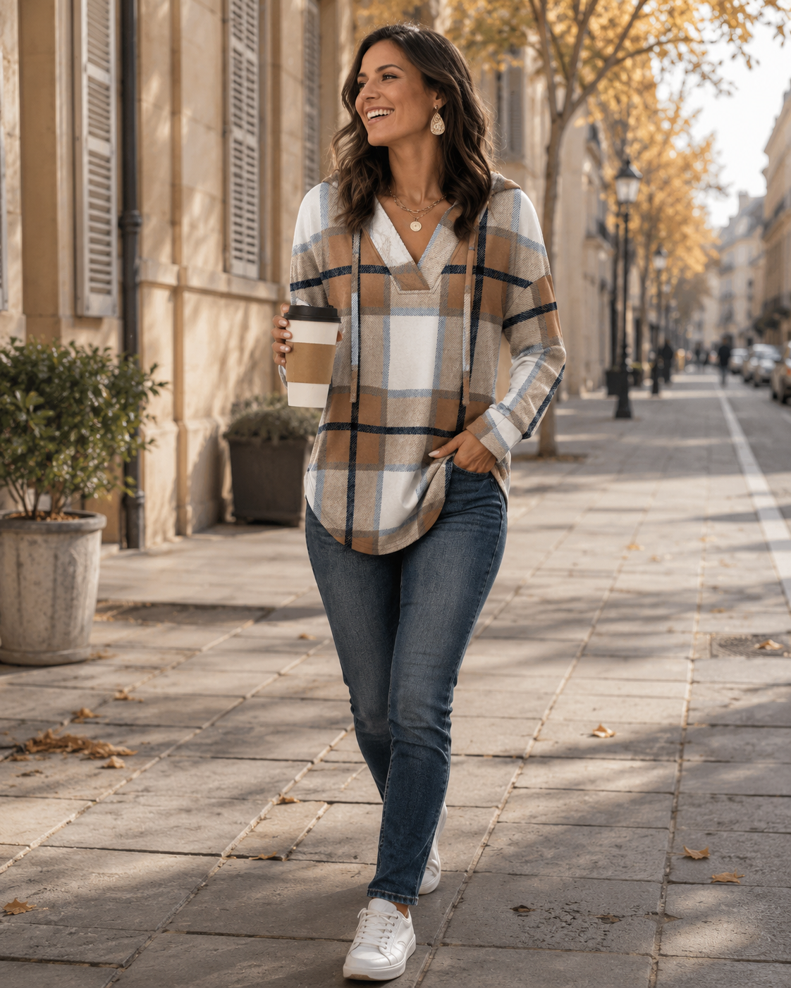 Beatrix Sudadera con capucha de mujer – Escote en V, mangas largas y corte amplio