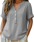 Lorelei Damebluse – Stribet bluse med V-hals, knapper og korte ærmer