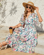 Robe longue fleurie pour femme Cambria – encolure en V, taille élastiquée et manches courtes