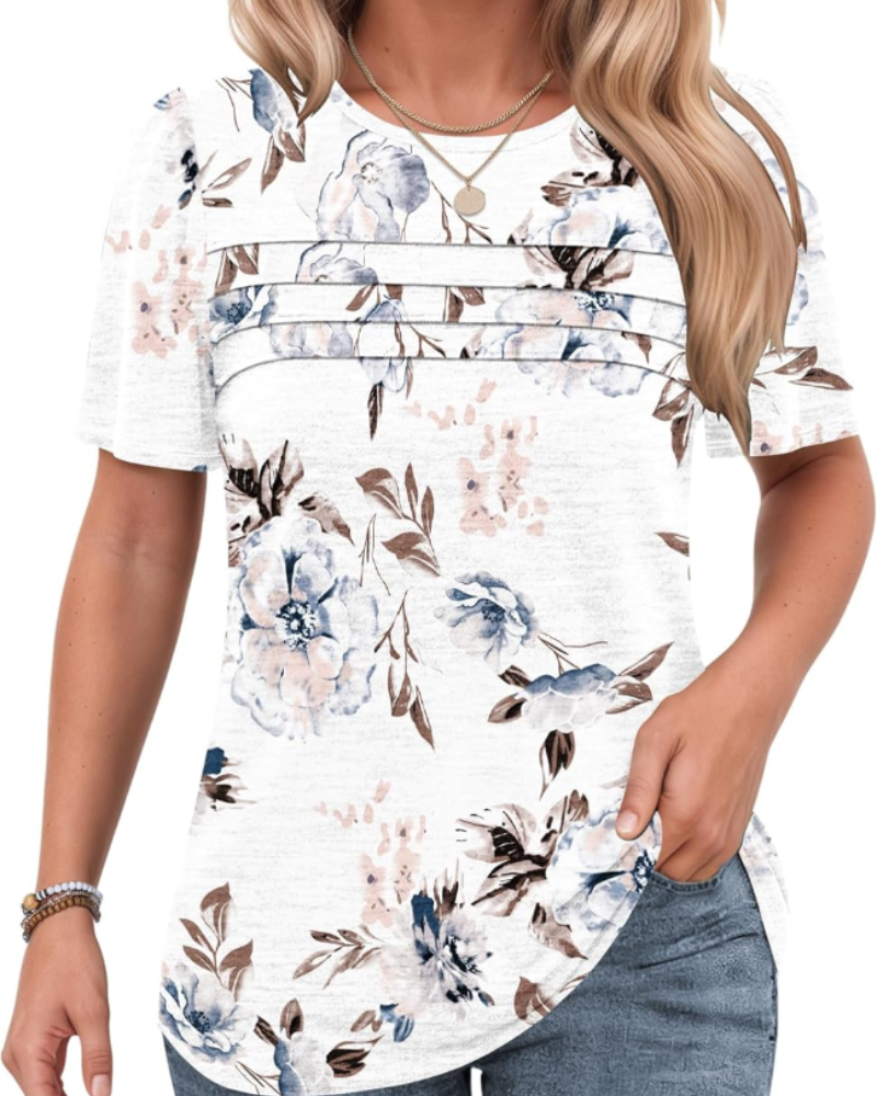 Courtney T-Shirt für Damen – Rundhalsausschnitt, kurze Ärmel, vordere Falten und lockere Passform