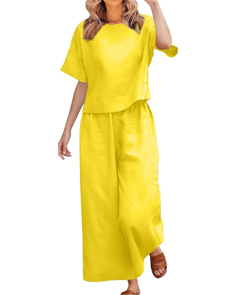 Komplettes Damen-Outfit aus Leinen und Baumwolle – T-Shirt und weite Curvy-Hose