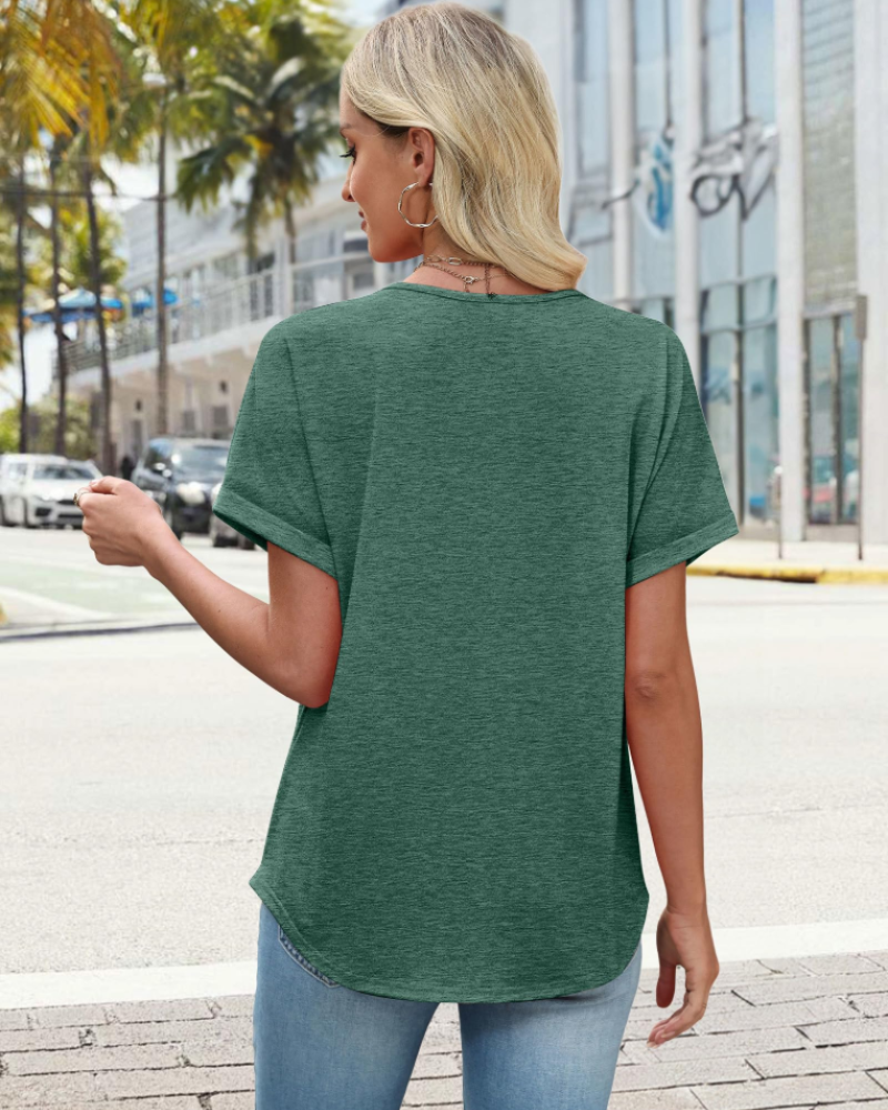 Bianca Blusa Donna – Scollo a V, Pizzo Frontale e Maniche Corte