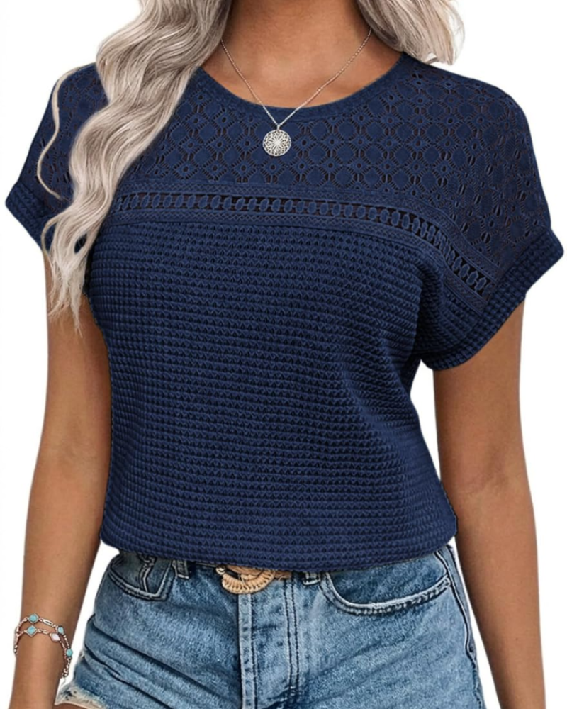 Phoebe Blusa Donna – Top Waffle con Girocollo, Dettagli Crochet & Vestibilità Morbida
