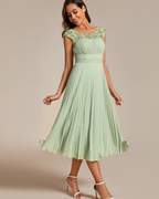 Audrey Elegant Damekjole – A-linje Kjole med Blonder, Chiffon og Åpen Rygg