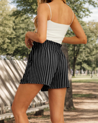 Emily Shorts für Damen – Sommer-Shorts mit hohem Bund, verstellbarem Kordelzug und Taschen