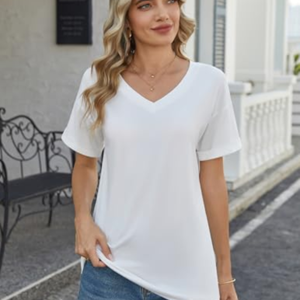 Camiseta Shannon para mujer de verano: cuello de pico, estampado floral y corte holgado