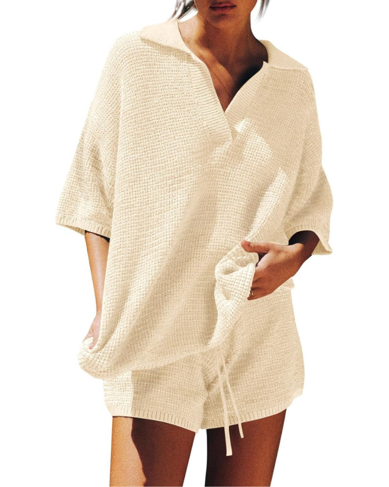 Greer Set Donna in Maglia – Top Oversize a V e Shorts a Vita Alta con Coulisse