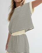Ensemble Peyton Donna 2 pièces – T-shirt à rayures et short côtelé avec poches